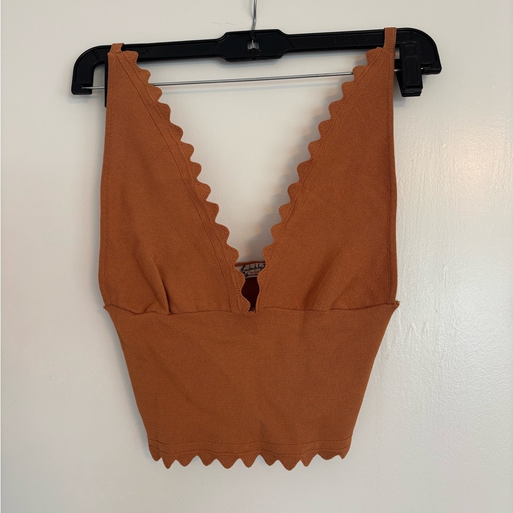 Free People Cropped Tank w Scallop Lining